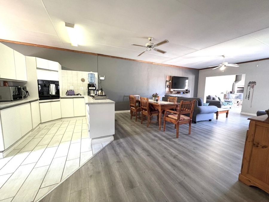 To Let 3 Bedroom Property for Rent in Riebeeckstad Free State
